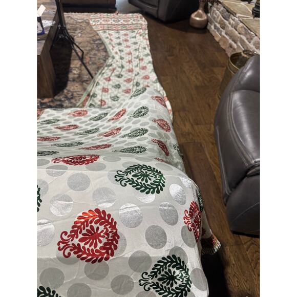 Vintage silk feel fabric 5 yards Soft Flowy Ethnic Sheer Red Green Cream - Picture 2 of 6